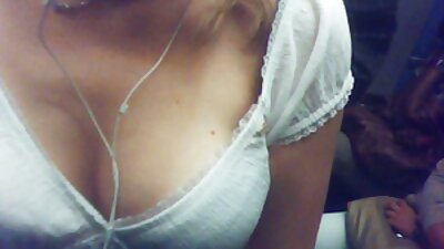 Азиатска блудница с огромни чукачи взема петли дълбоко бг домашно порно в гърлото й